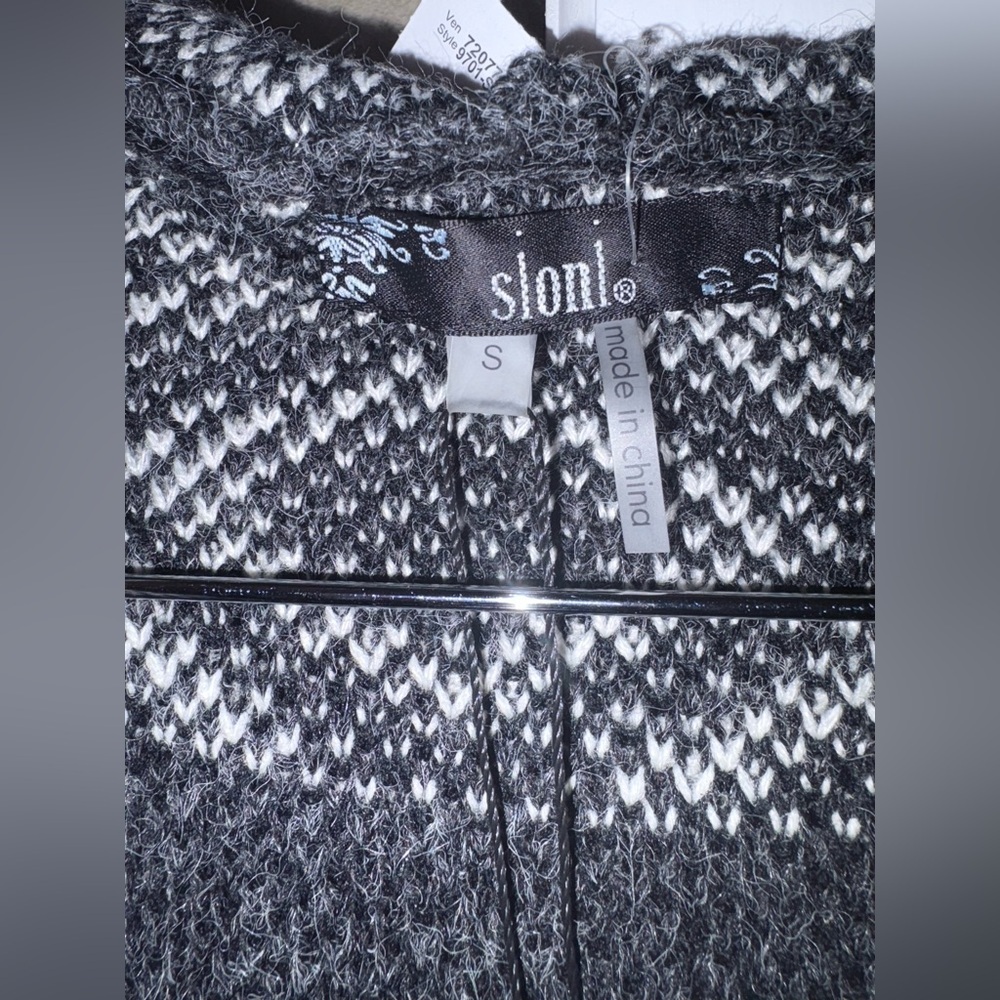 Slonl  Black Patterned Sweater Hooded Cardigan(B 38”L 48”) - Picture 3 of 4